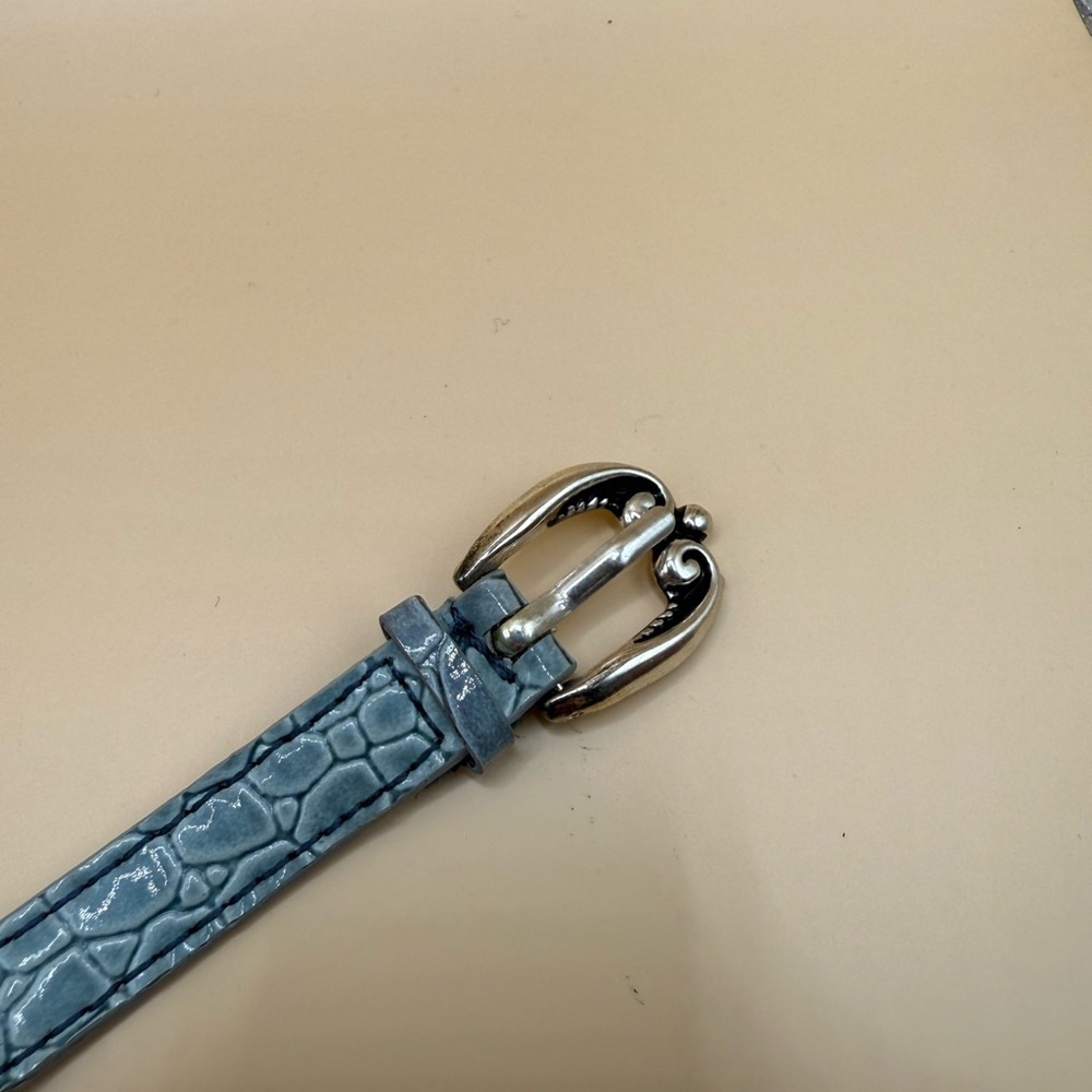 Opening Envelope Bracelet On Light Blue-Gray w/ a Glossy Crocodile Embossed Band - Picture 11 of 11